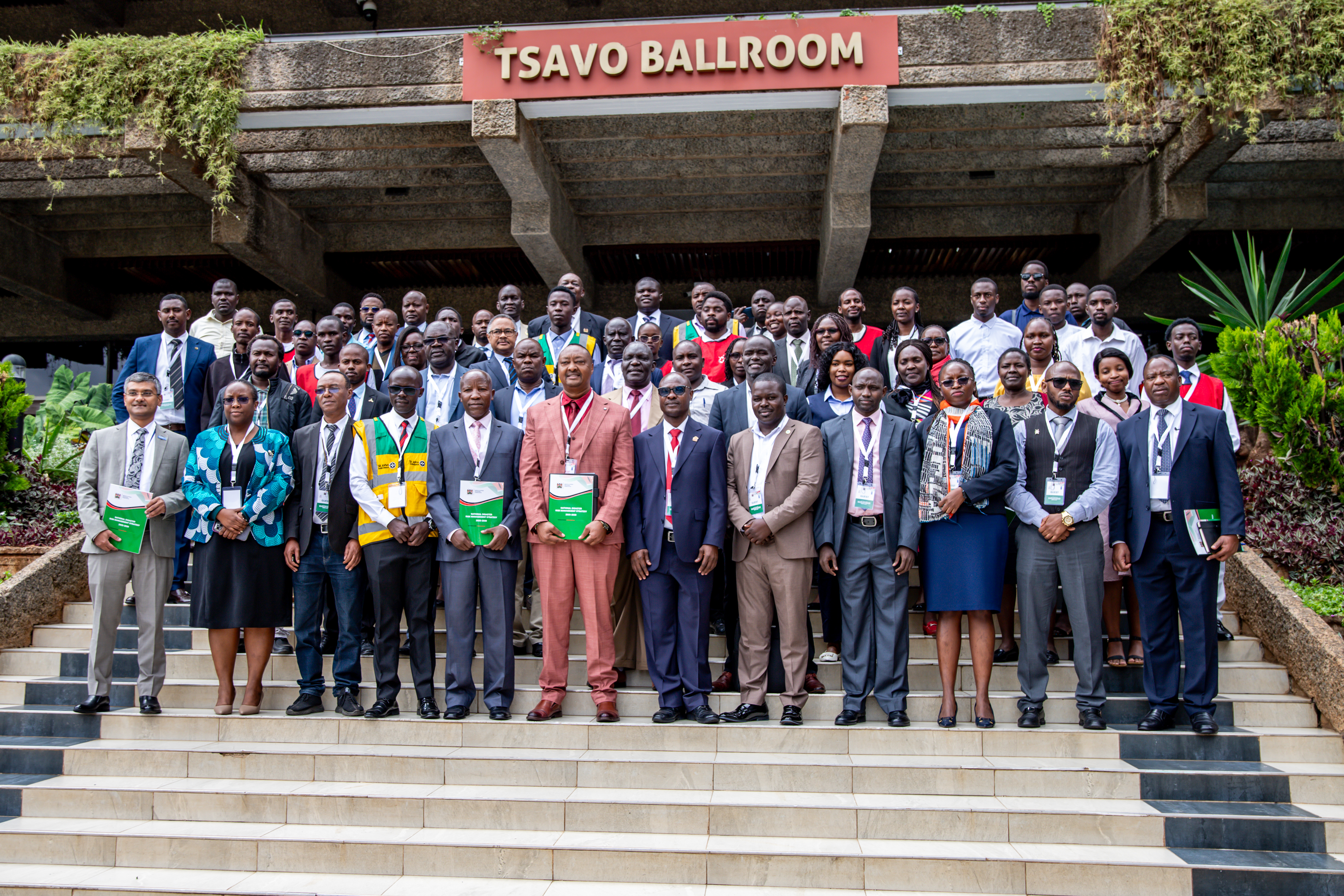 A Family photo of the National DRR Platform stakeholders